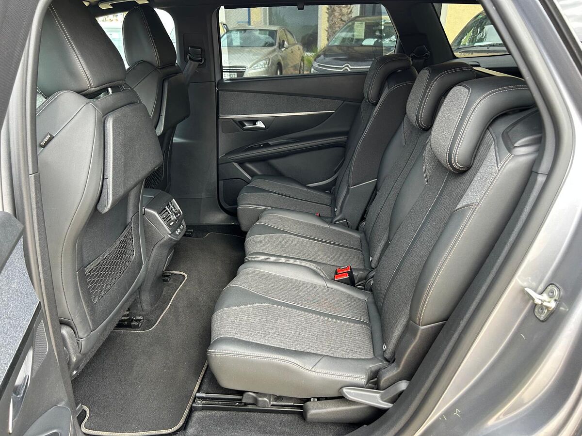 PEUGEOT 5008 GT LINE 1.2 E-THP AUTO SPANISH LHD IN SPAIN 89K 7 SEATS SUPER 2019